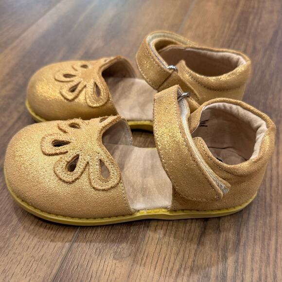 Livie & Luca Petal Golden Shimmer Mary Jane Shoes Girls Size 11 - Picture 3 of 6